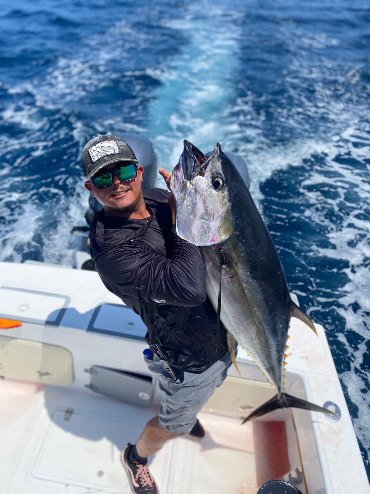 Allin — 28ft Mako 6